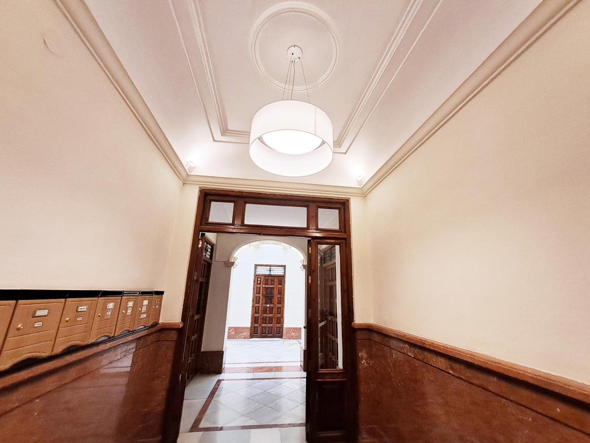 Apartasuite Centro Historico Atico Tranquilo Y Luminoso En El Corazon De 그라나다 외부 사진